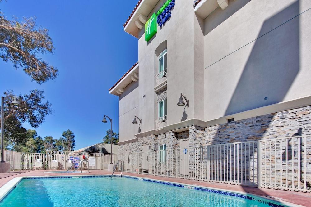Holiday Inn Express Hotel & Suites Banning By Ihg Exterior photo
